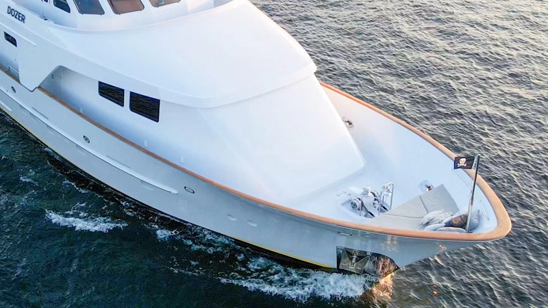 DOZER - Yacht in vendita