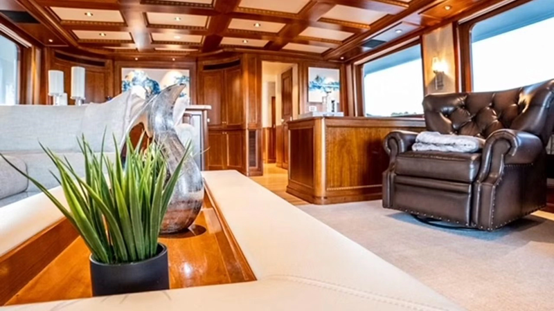 DOZER - Yacht in vendita