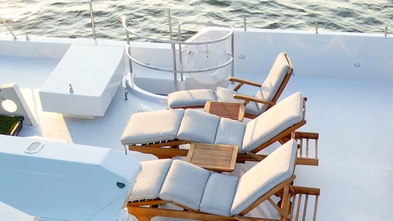 DOZER - Yacht in vendita
