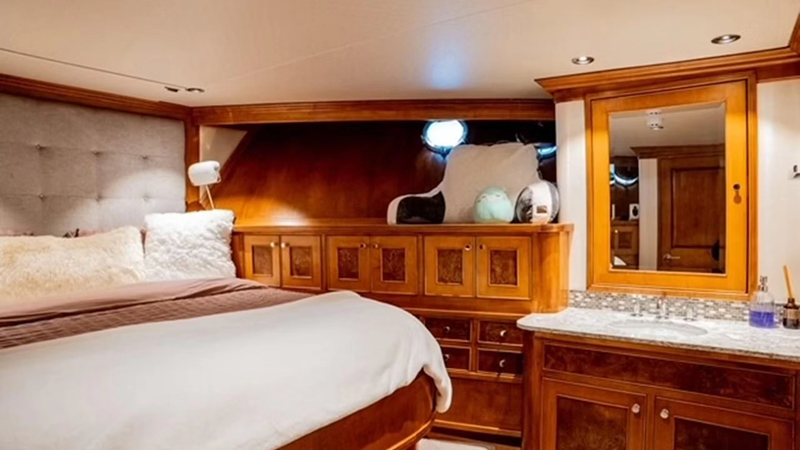 DOZER - Yacht in vendita