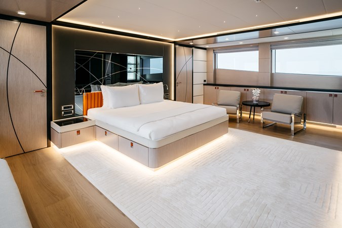 MasterStateroom_4-min