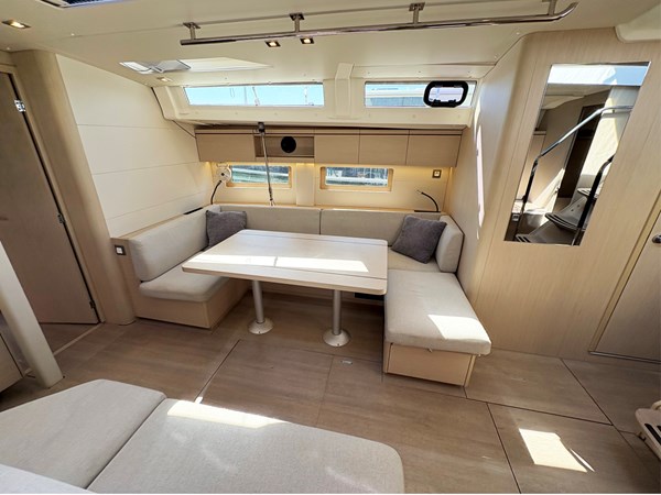 2020 Beneteau Oceanis 51.1, AVANT