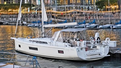 AVANT, 2020 Beneteau Oceanis 51.1