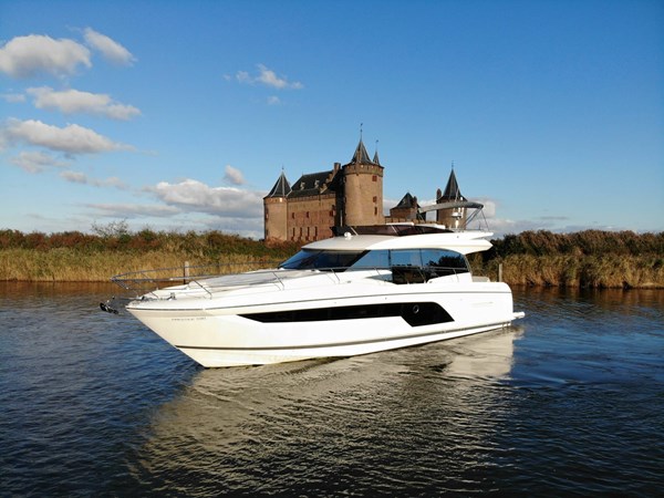 PRESTIGE 590 - Yates en venta