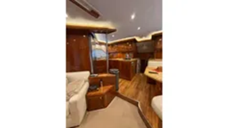 2005 BERTRAM 630 CONVERTIBLE - Yacht for sale