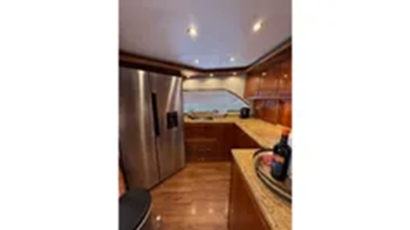 2005 BERTRAM 630 CONVERTIBLE - Yacht for sale