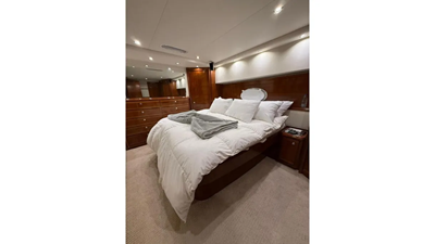 2005 Bertram 630 Convertible 6 