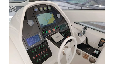 2008 Pershing 50  27 