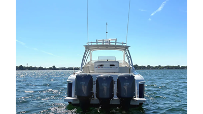 2012 Intrepid 400 Cuddy 3 