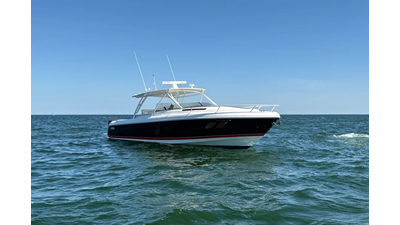2012 Intrepid 400 Cuddy 4 