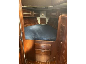 KEEPER 14 V berth