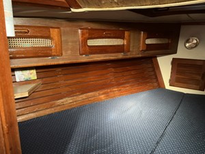 KEEPER 16 V berth storage