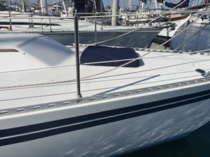 KEEPER 32 Foredeck