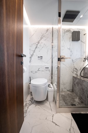 HOTEL COLLECTION - Яхта на продажу
