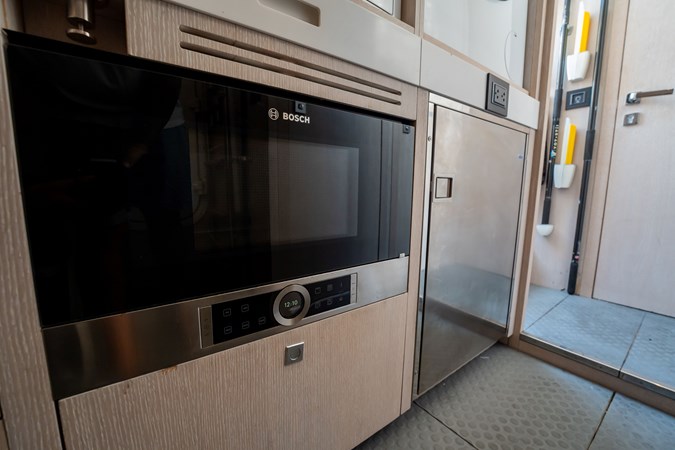 HOTEL COLLECTION - Яхта на продажу
