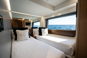 HOTEL COLLECTION 116 