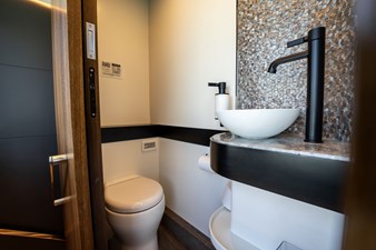 HOTEL COLLECTION 118 