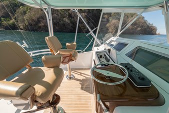 SCANDALOSO 7 2006 Viking 56 