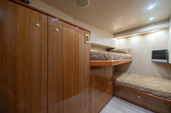 SCANDALOSO 47 2006 Viking 56 