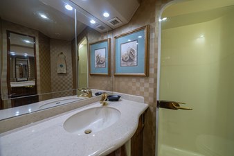 SCANDALOSO 63 2006 Viking 56 