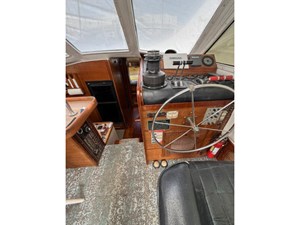 PACIFICA 12 Helm & panel