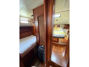 PACIFICA 16 Forward cabins