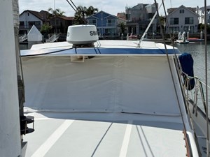 PACIFICA 32 Pilot house