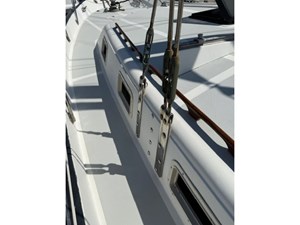 PACIFICA 34 Chain plates