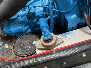 PACIFICA 46 Engine mount