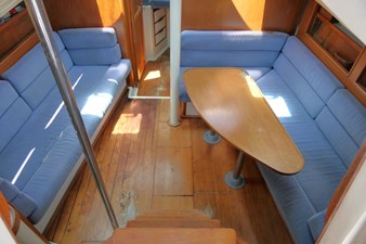 BELIZE BREEZE 8 Salon