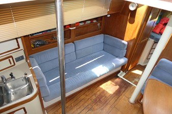 BELIZE BREEZE 9 Salon Port1