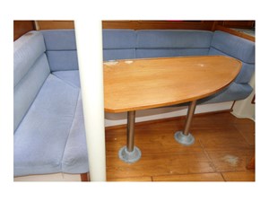 BELIZE BREEZE 13 Salon Stbd