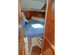 BELIZE BREEZE 25 Guest Berth