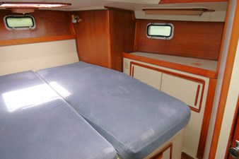 BELIZE BREEZE 33 Master Port AFt