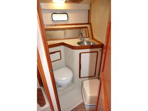 BELIZE BREEZE 38 Master Head