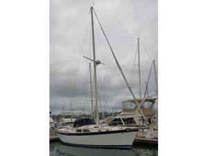 BELIZE BREEZE 61 Dockside Rig