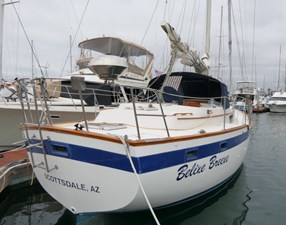 BELIZE BREEZE 66 Dockside Transom