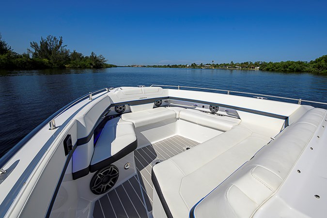 OUT OF THE BLUE  - Yacht à vendre
