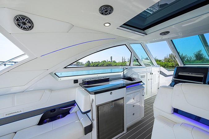 OUT OF THE BLUE  - Yacht à vendre