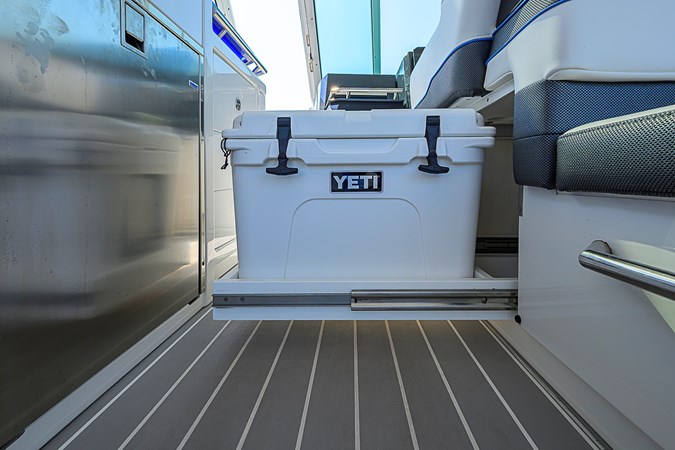 OUT OF THE BLUE  - Yacht à vendre
