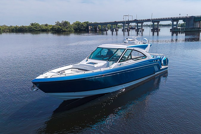 OUT OF THE BLUE  - Yacht à vendre