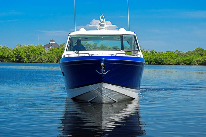 OUT OF THE BLUE  - Yacht à vendre