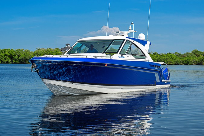 OUT OF THE BLUE  - Yacht à vendre