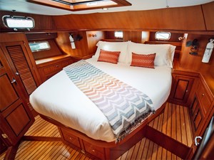 FREE RANGE 24 Owner's Cabin