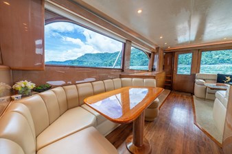 MARIAH JEAN 27 2004 Viking 61 Convertible 