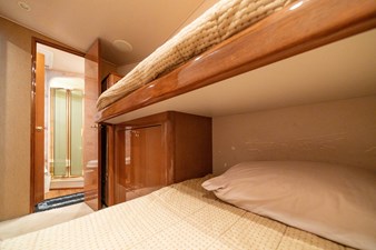 MARIAH JEAN 49 2004 Viking 61 Convertible 