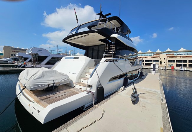 YAS 88 - Yacht zu verkaufen
