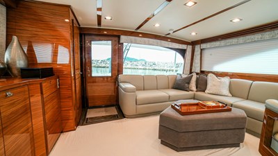2023 Viking 73 Convertible "Free Spool"