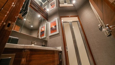 2023 Viking 73 Convertible "Free Spool"