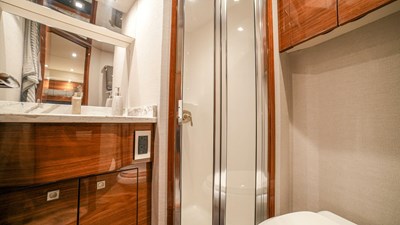 2023 Viking 73 Convertible "Free Spool"